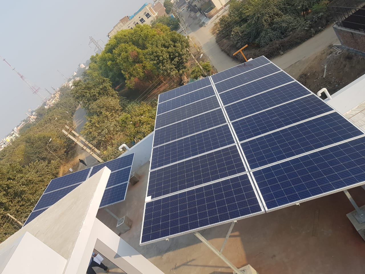 6kwp solar plant at Mr. Naveen Kumar ,H.no. 1387 ,sector 16-17 Hisar